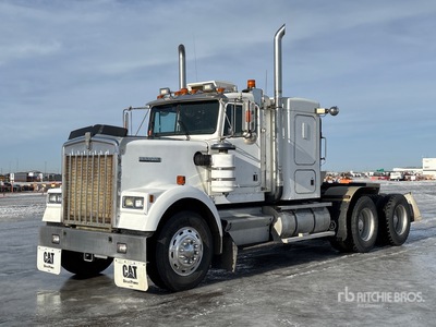 1985 Kenworth W900 6x4 تراكتور شاحنة كابينة النوم (ثنائية المحور)