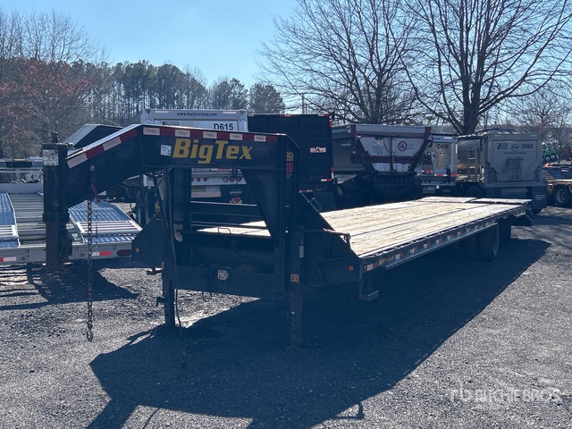 2022 Big Tex 22GN-35BK+5MR 40 ft T/A Gooseneck Equipment Trailer