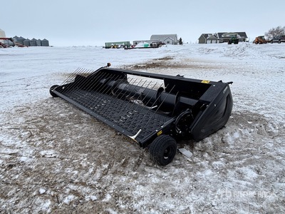 2019 MacDon PW8 15 ft Combine Pickup Header