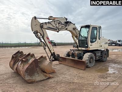 Liebherr A314 Pelle Sur Pneus حفارة بعجلات (Inoperable)