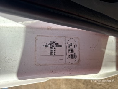 2011 Renault Master Vehicule Utilitaire Furgoneta de carga (Inoperable)