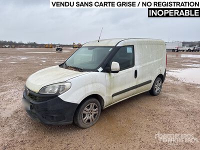 2017 Fiat Doblo 95 Multijet 2 Vehicule Utilitaire Cargo Van (Inoperable)