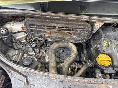 2012 Renault Trafic Extra Vehicule Utilitaire Cargo Van