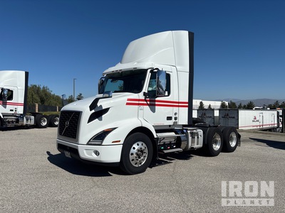 2020 Volvo VNR 6x4 Ciągnik siodłowy T/A z kabiną dzienną