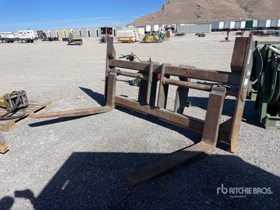 JRB 60 in Wheel Loader Forks