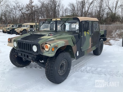2006 AM General M1097R1 HMMWV 4 Door Soft Top w/Truck Body