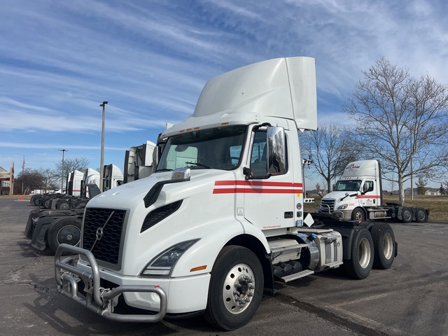 2020 Volvo VNR64T 6x4 T/A Day Cab Truck Tractor