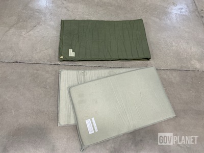 (65) Self-Inflating Sleeping Mats