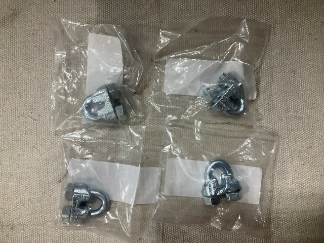 (413) Heil 9125-0090 Hose Clamps