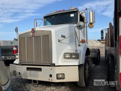 2010 Kenworth T800 6x4 6x2 Day cab Day Cab Prime Mover (Inoperable)