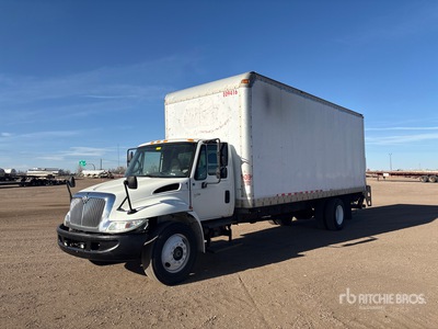 2006 International 4000 4x2 Van Truck