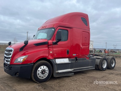 2020 Freightliner Cascadia 126 6x4 T/A Sleeper Truck Tractor
