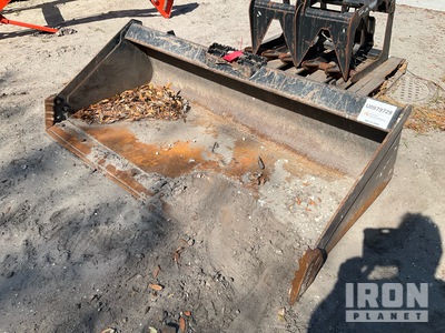 Land Pride HD74LLC 74 in General Purpose Skid Steer Bucket