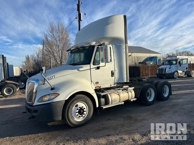 2016 International ProStar Ciągnik siodłowy T/A z kabiną dzienną