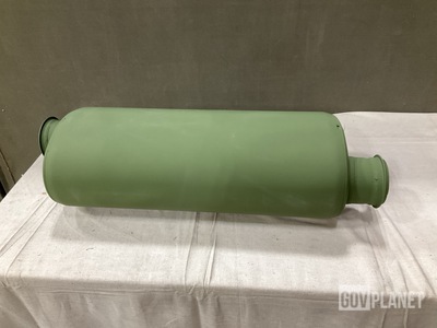(14) Donaldson WOM090332 Exhaust Mufflers