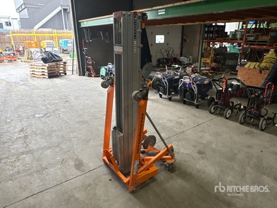 Snorkel ML15I Materialaufzug