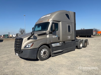 2022 Freightliner Cascadia 126 6x4 T/A Sleeper Truck Tractor