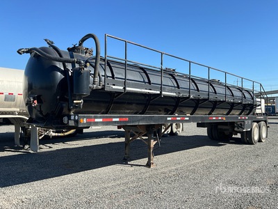 2007 Troxell 150 bbl Vacuum Tanker Trailer
