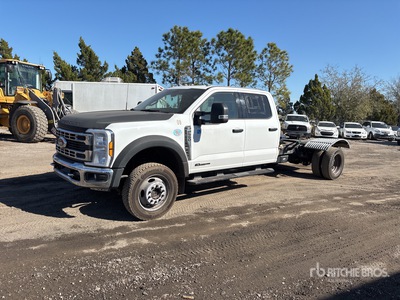 2025 Ford F-550 XLT 4x4 Crew Cab Cab and Chassis