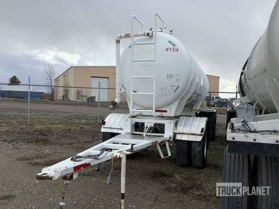 T/A Spread Axle Pup Tanker Trailer
