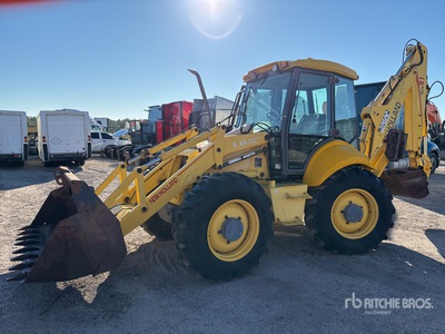 2001 New Holland LB115 4x4x4 Baggerlader
