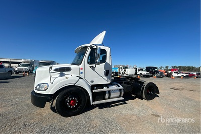 2016 Freightliner M2 112 4x2 S/A Day Cab Truck Tractor