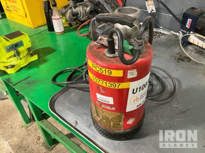 2022 Multiquip ST2037 Pompe à eau submersible électrique (Inoperable)