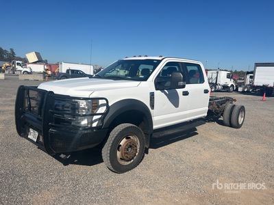 2019 Ford F-550 XL 4x4 Crew Cab Cabine et châssis