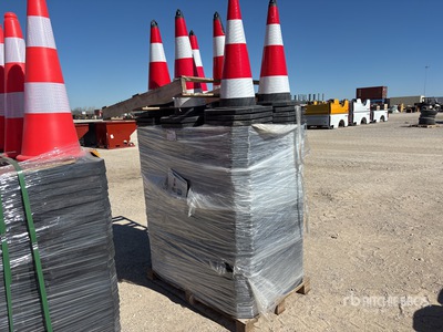 IRanch Quantity of (250) - 28 In Traffic Cones (Unused)
