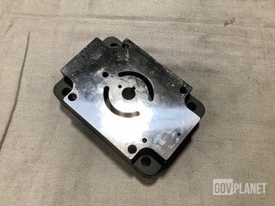 (12) Eaton Aerospace 518384 Valve Blocks