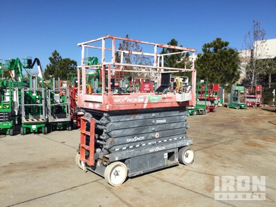 2017 Skyjack SJIII 4740 Electric Ascenseur à ciseaux (Inoperable)