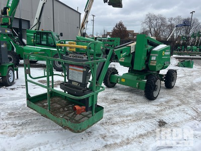 2017 JLG 340AJ 4WD Dual Fuel Articulating Boom Lift