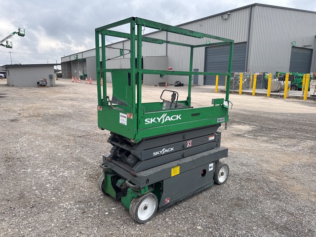 2018 Skyjack SJIII-3219 Electric Scissor Lift