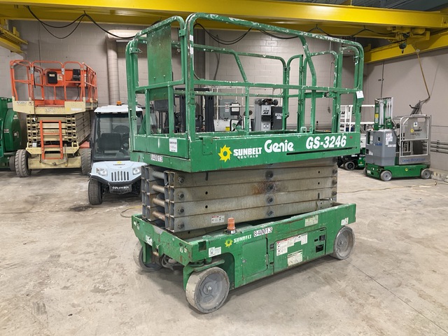 2016 Genie GS-3246 Electric Scissor Lift