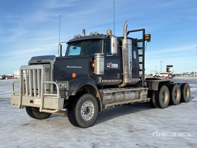2016 Western Star 4900SF 8x6 Heavy Haul Cabina con cuccetta per trattore stradale 3 assi