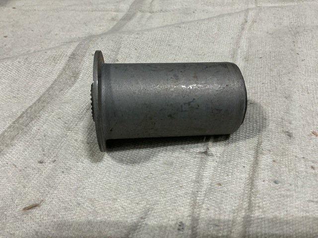 (70) 468481 Sleeve Bushings