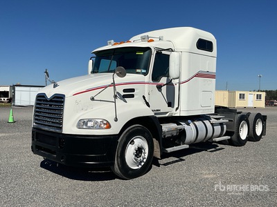 2014 Mack CXU613 6x4 Tracteur routier couchette
