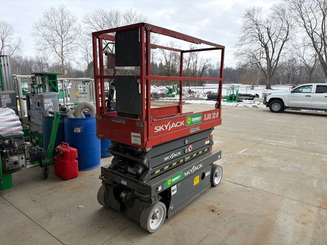 2016 Skyjack SJIII-3219 Electric Scissor Lift