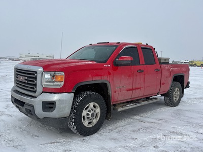 2017 GMC Sierra 2500HD 4x4 Extended Cab Pickup