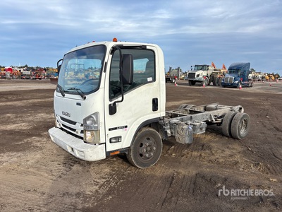 2018 Isuzu NPR 4x2 Cab and Chassis