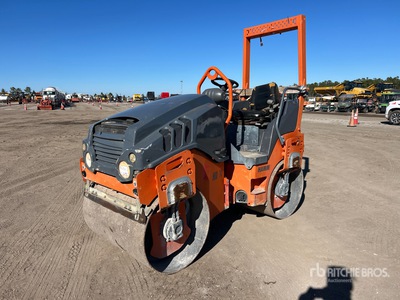 2010 Hamm HD10VV Double Drum Roller