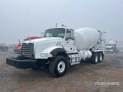 2014 Mack GU813 6x4 Mixer Truck