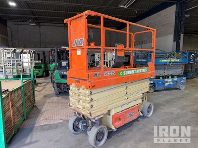 2017 JLG 2632ES Electric Scissor Lift