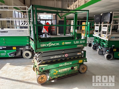 2016 Skyjack SJIII 3219 Electric Scissor Lift
