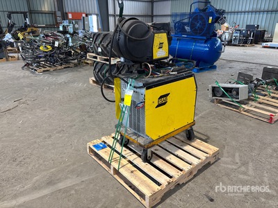 ESAB 450 A Mobile Electric Welder