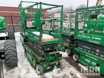 2016 Skyjack SJIII-3219 Electric Scissor Lift
