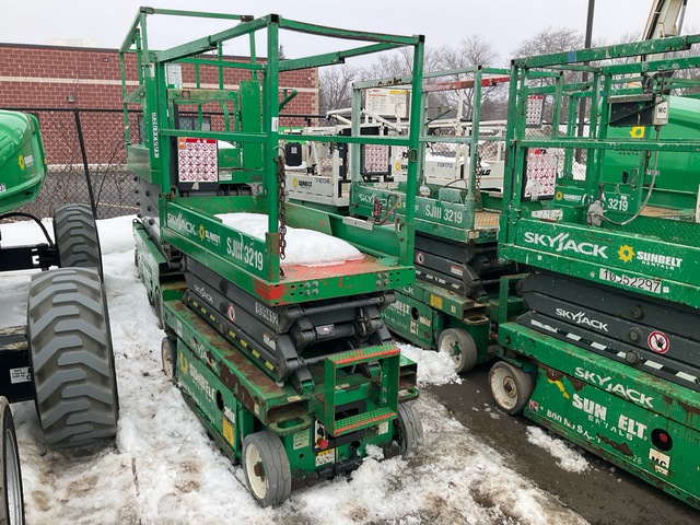 2016 Skyjack SJIII-3219 Electric Scissor Lift
