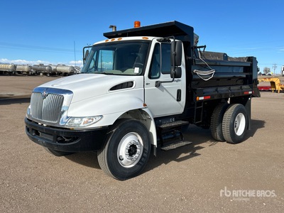 2008 International 4300 4x2 Autocarro ribaltabile