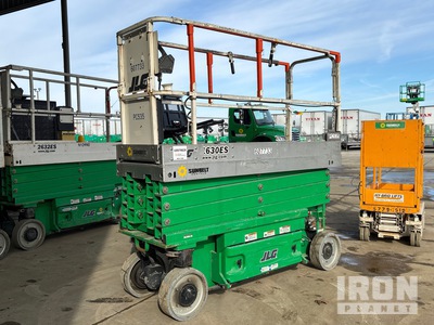 2014 JLG 2630ES Electric Scissor Lift