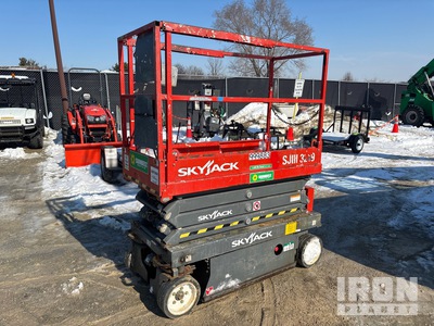 2016 Skyjack SJIII-3219 Electric Scissor Lift